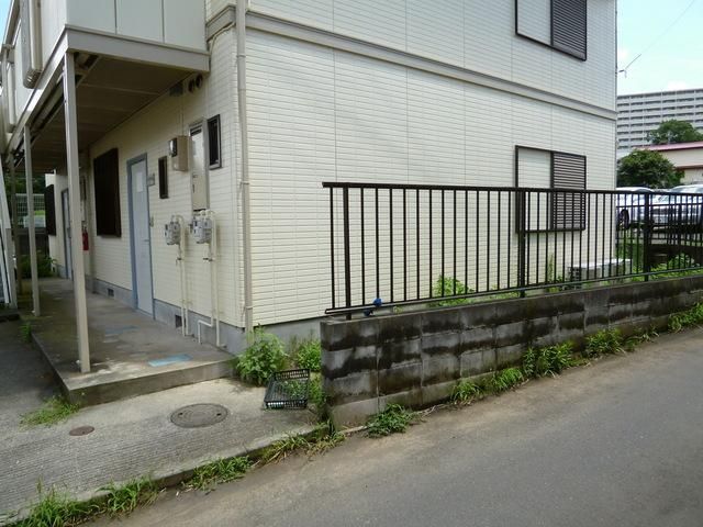 エントランス　★お部屋探しはタウンハウジング高幡不動店まで★