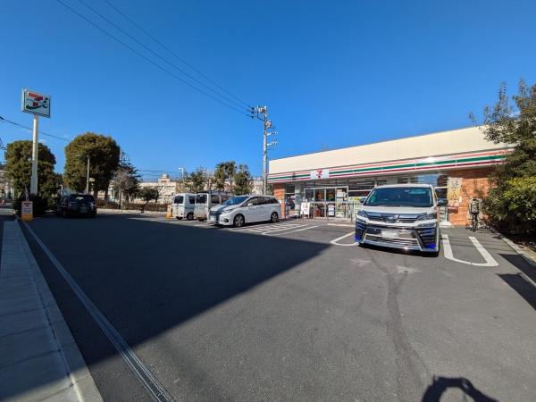 コンビニ　セブン-イレブン 大田区石川町２丁目店（コンビニ）まで349m