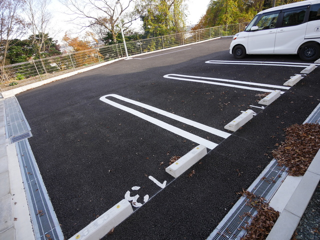 その他共有部分　★敷地内に駐車場がございます★
