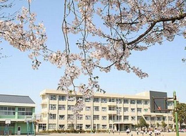 小学校　厚木市立依知小学校（小学校）まで751m