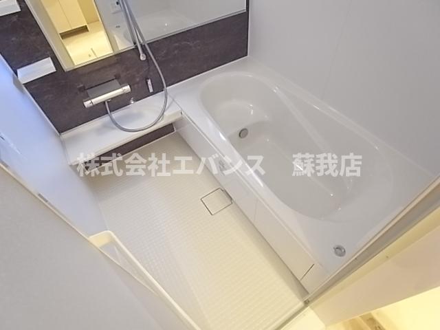 バス・シャワールーム　お風呂です