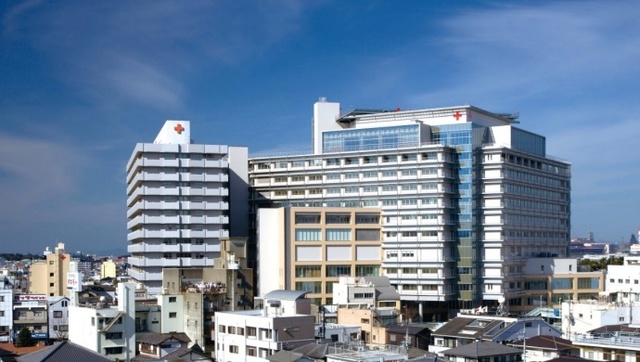 病院　日本赤十字社和歌山医療センター（病院）まで230m