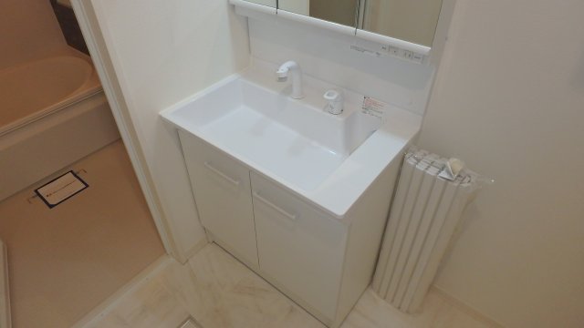 洗面設備　同物件類似のお部屋です。