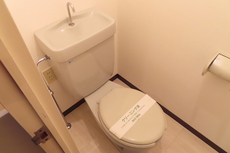 トイレ　参考写真