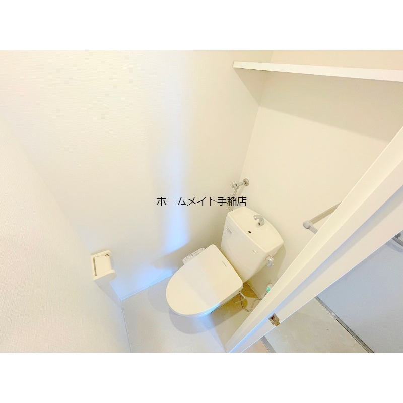 トイレ　ウォシュレット付きで快適な環境です♪