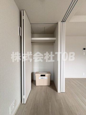 収納　洋室2.2帖　収納