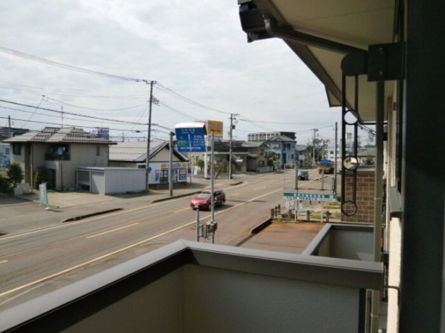 バルコニー