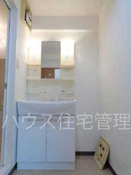 洗面設備　洗髪洗面化粧台