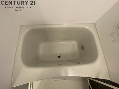 バス・シャワールーム　追い炊き機能付きで便利☆