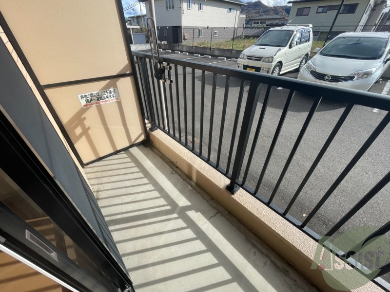 バルコニー　バルコニーはありませんが洗濯物は干せそうですよ