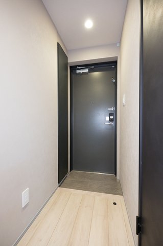 玄関　※写真は同タイプ住戸です。