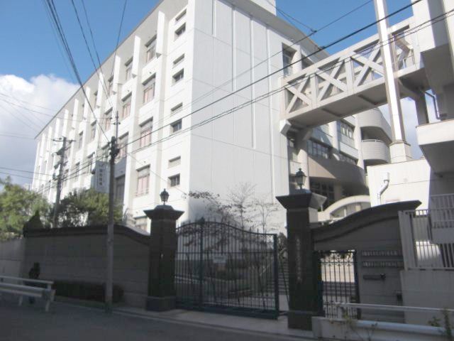 中学校　大阪市立天王寺中学校（中学校）まで683m