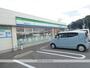 コンビニ　ファミリーマート（コンビニ）まで341m