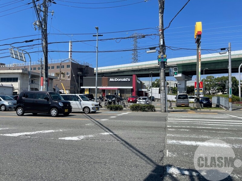 飲食店　マクドナルド 堺石津店（飲食店）まで543m