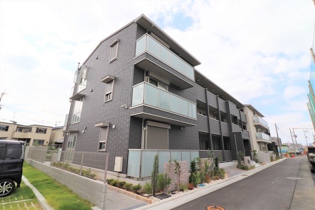 建物外観　メゾンビアンカ