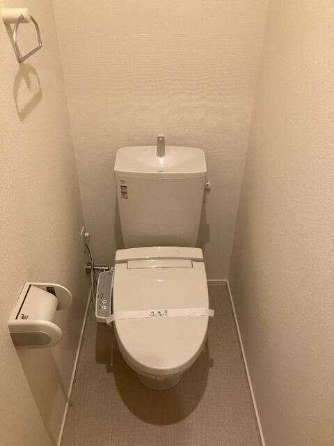 トイレ　※別部屋参考写真