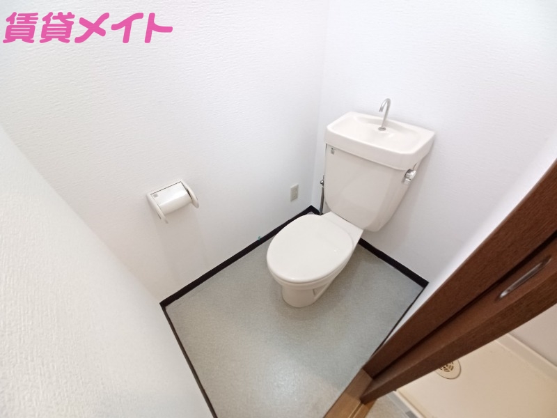 トイレ　別部屋画像参考