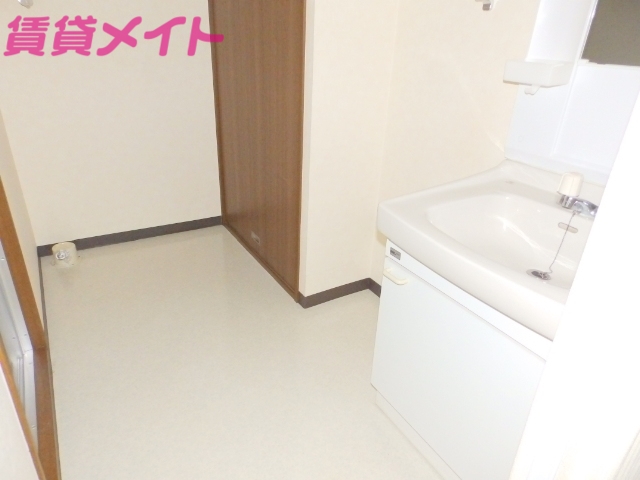 洗面設備　同タイプの画像です