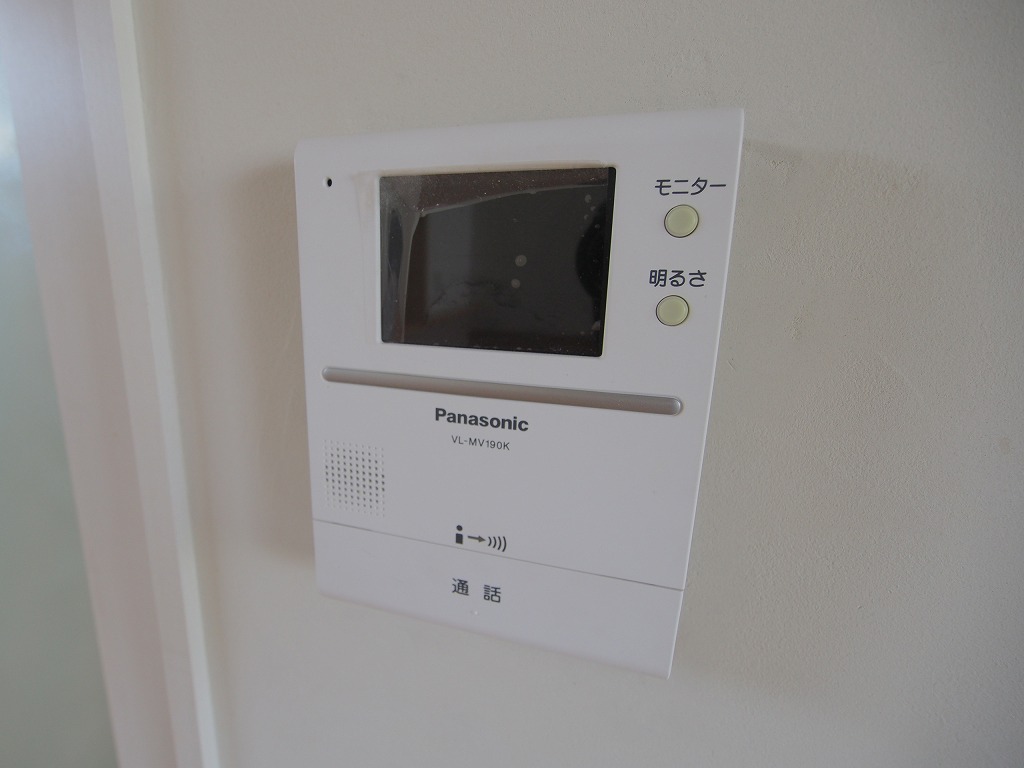 セキュリティ　写真は104号室のものです。ご参考にご覧下さい。