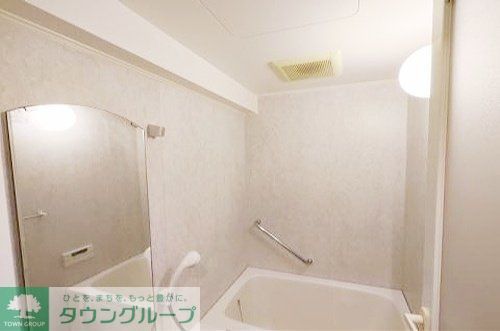 バス・シャワールーム　浴室