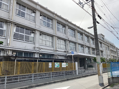 小学校　大阪市立住之江小学校（小学校）まで522m