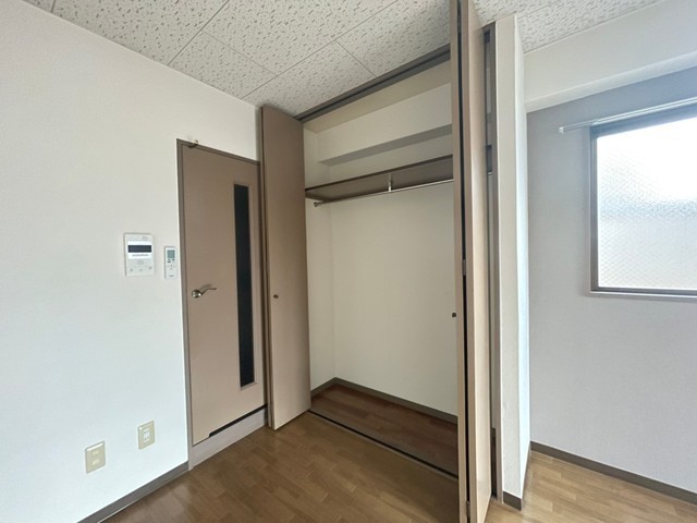 収納　クローゼット