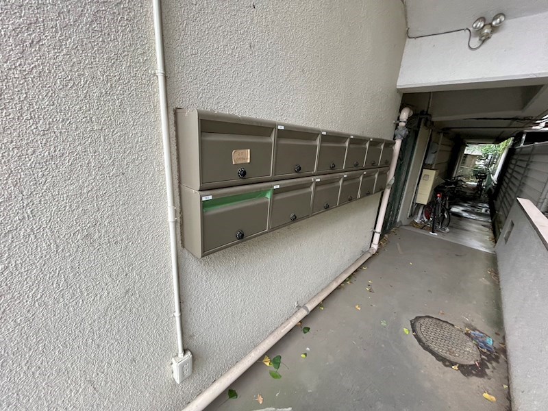 居室・リビング　同物件別部屋写真