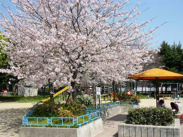公園　新北島西公園（公園）まで612m