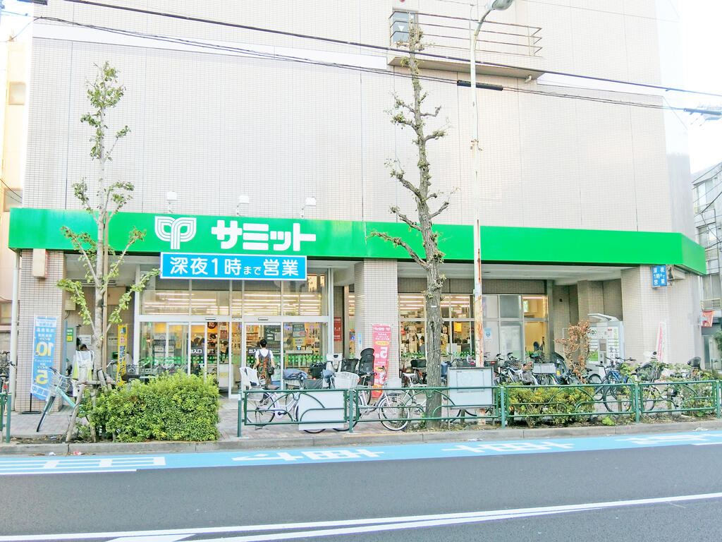 スーパー　サミットストア松陰神社前店（スーパー）まで384m