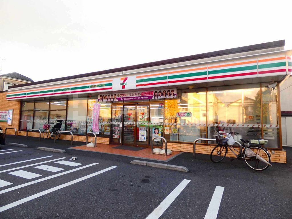 コンビニ　セブンイレブン松戸南花島４丁目店（コンビニ）まで390m
