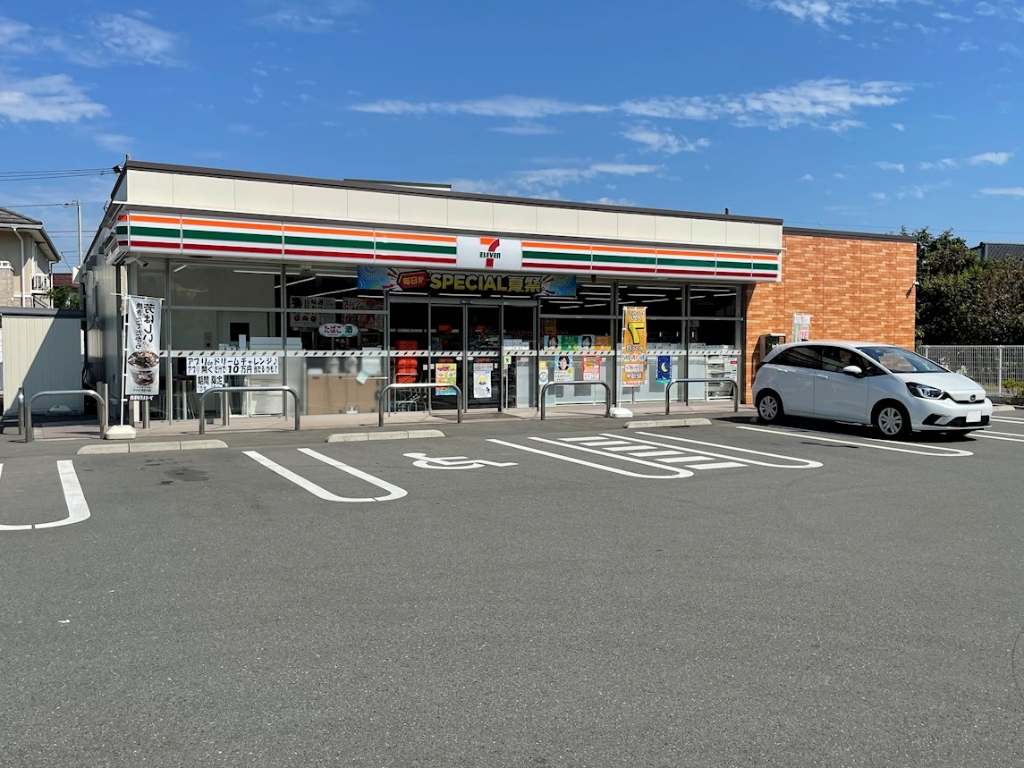 コンビニ　セブンイレブン 日野南平7丁目店（コンビニ）まで438m