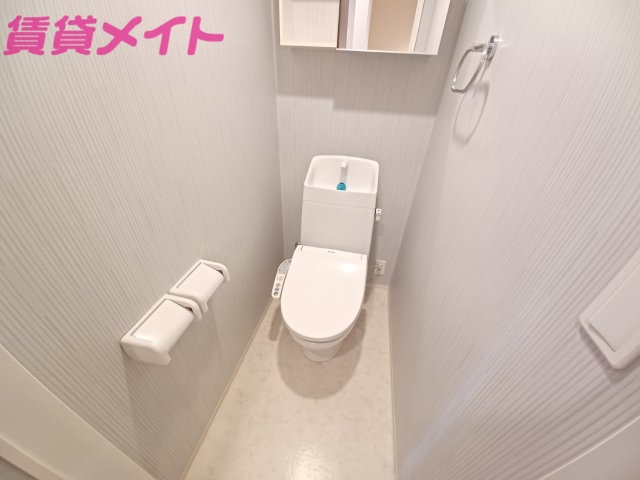 トイレ　別部屋参考写真です