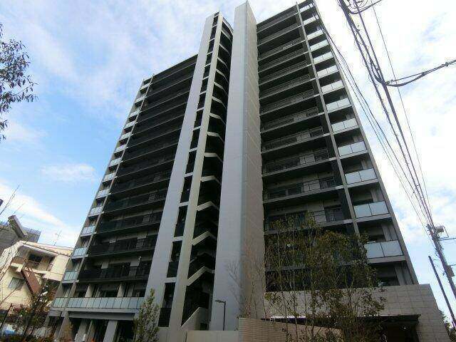 建物外観　オートロック完備
