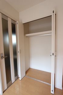 その他　別タイプのお部屋になります。現状優先。