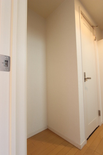収納　別タイプのお部屋になります。現状優先。