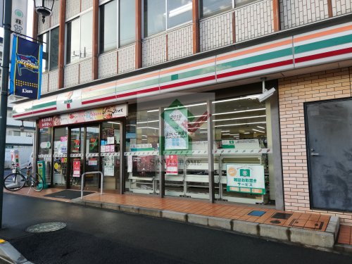 コンビニ　セブンイレブン所沢金山町店（コンビニ）まで175m