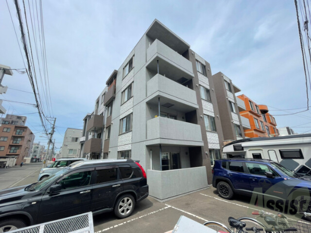 建物外観　札幌市東区北２２条東「Ｐａｄｒｅｓ元町」