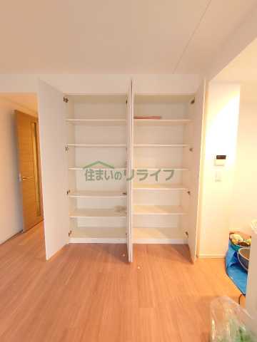 収納　クリーニング中