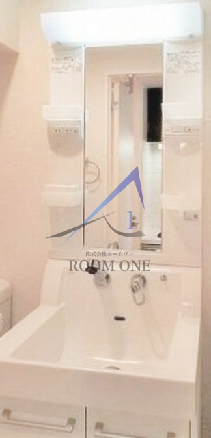 洗面設備　洗面台です。