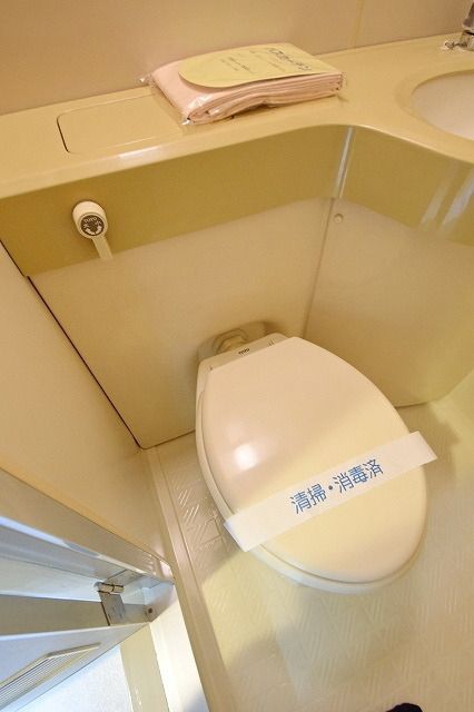 トイレ　別部屋参考写真