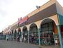 スーパー　フードマーケットMom頭陀寺店（スーパー）まで932m