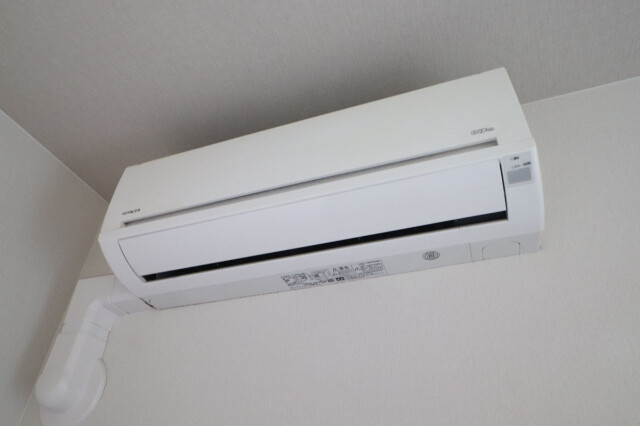 その他設備　エアコンで年中快適に過ごせます