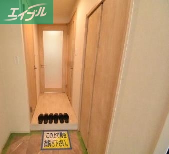 玄関　写真はイメージ図になります