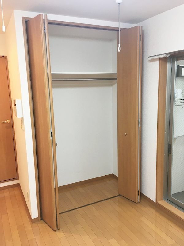 収納　クローゼット