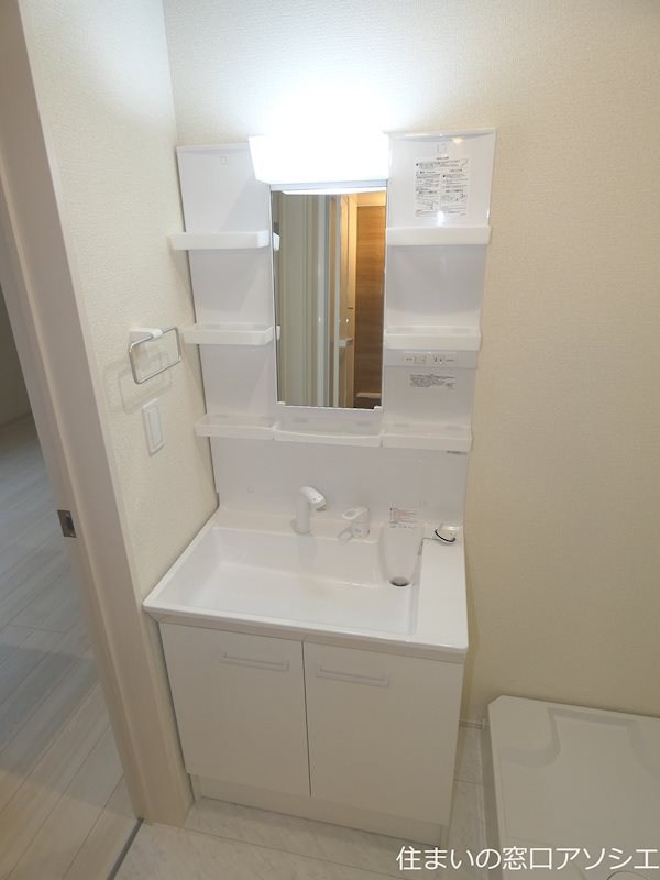 洗面設備　※写真は同型タイプイメージになります。