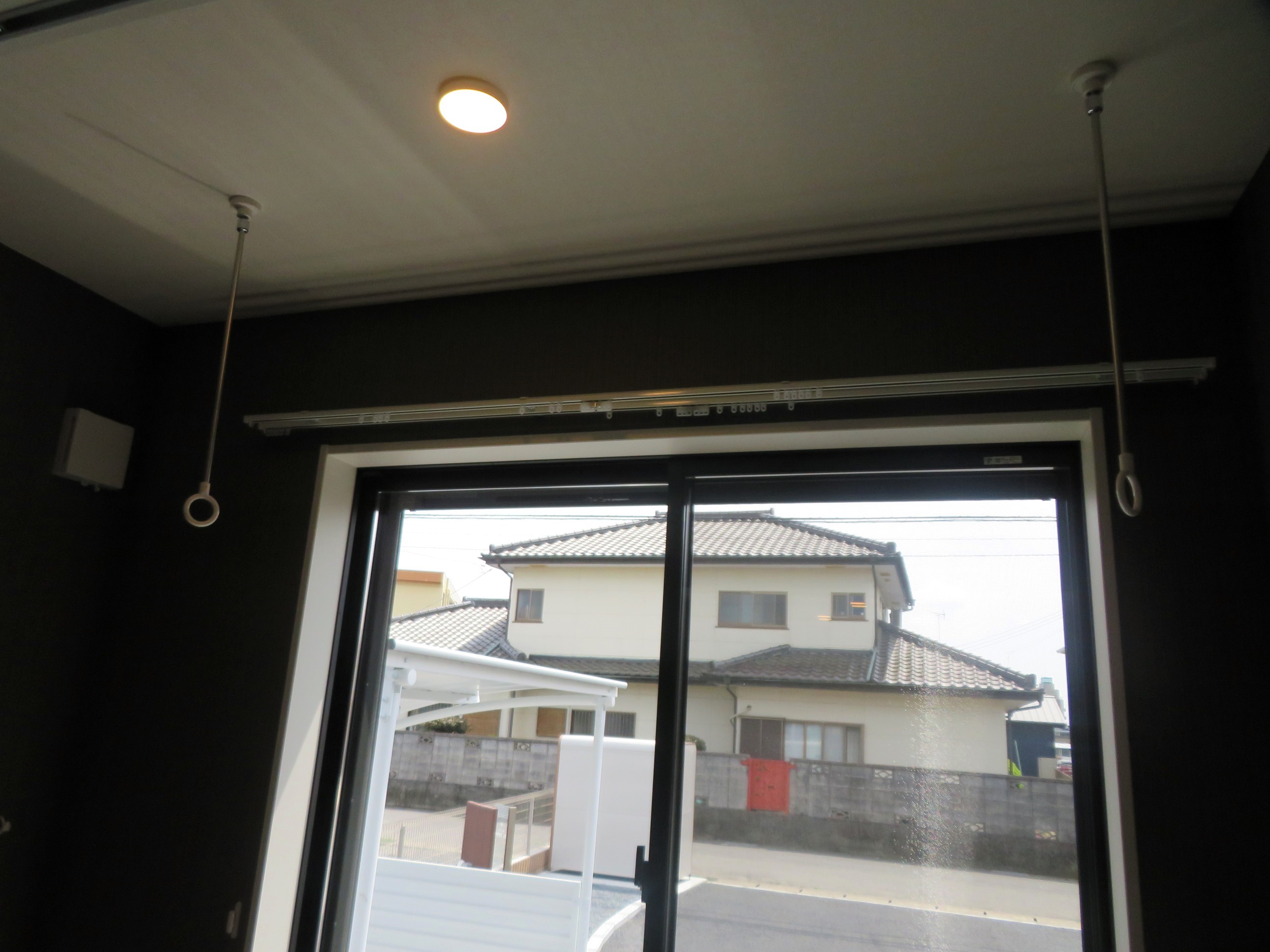 その他設備　室内用物干しで雨の日も安心♪