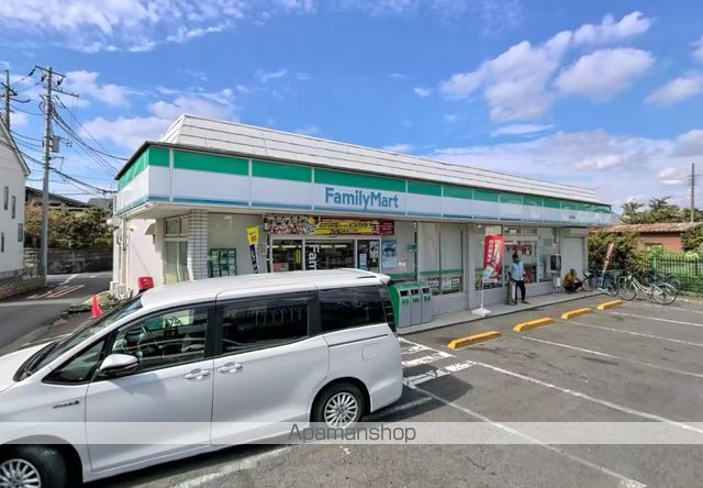 コンビニ　ファミリーマート八潮大原店（コンビニ）まで255m