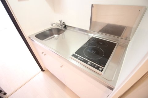 キッチン　同タイプ写真の為、現況優先致します。
