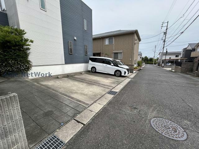 キッチン　※同物件別部屋の写真です。