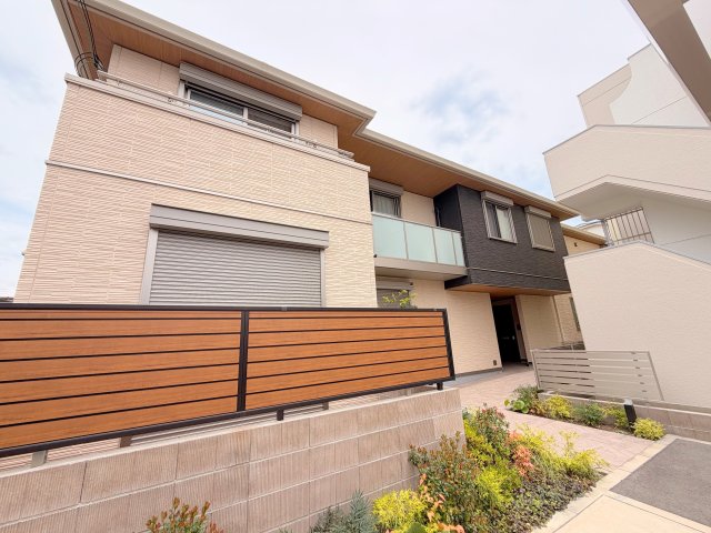 建物外観　綺麗な外観の素敵なお部屋があなたを待っています。